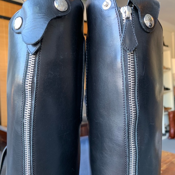 The best tall black leather boots of all time! - Picture 4 of 8